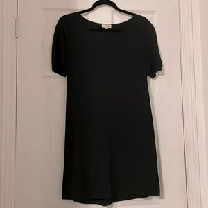Aritzia Wilfred Free T-Shirt Dress